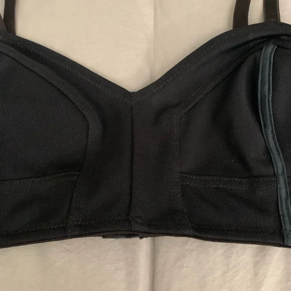 Pierre Balmain Black Bra - Picture 3 of 10